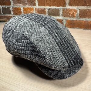 Wigens Will Gray Houndstooth Cap With Earflaps. 61